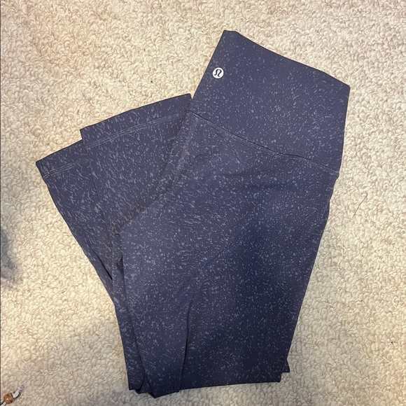 Lululemon Dark Gray Speckled Leggings size 8 - Picture 1 of 7